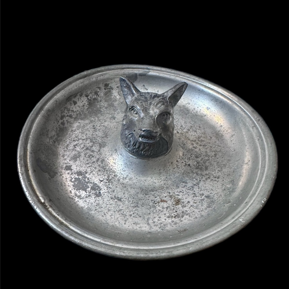 Vintage Big Wolf Tray by International Pewter (Aka International Silver)